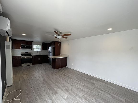 2nd image of 4550 48th St #B