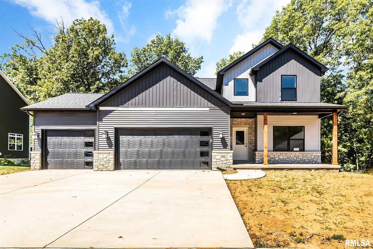 335 Mossy Trl photo 1