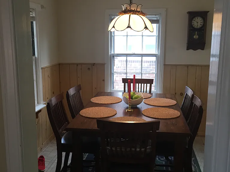 433 Madison St — Photo 3