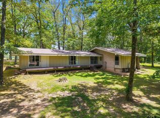 106 Lively Ave, Mount Pleasant, TX 75455