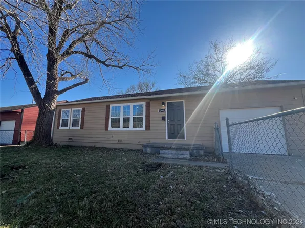 244 E 52nd Pl N, Tulsa, OK 74126