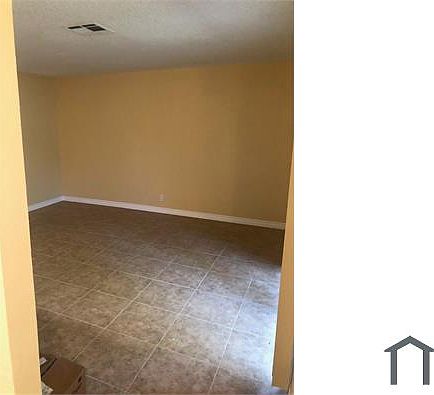 3rd image of 2811 Wheelwright Dr #12B