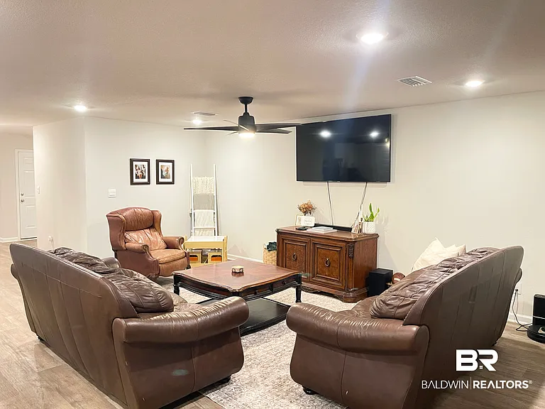 11198 Elemis Dr — Photo 3