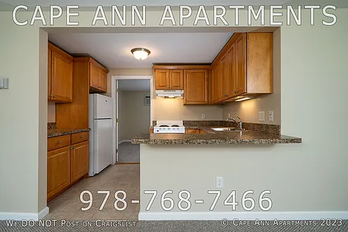 158R Western Ave #12 Photo 1