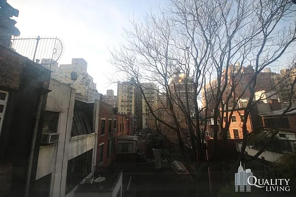 Rented by Quality Living Realty | media 10