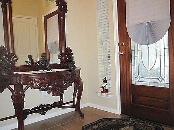 4th image of 2703 Villa Pisa Ln
