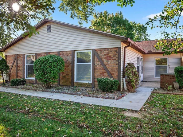 1157 E Commons Dr, Bloomington, IN 47401