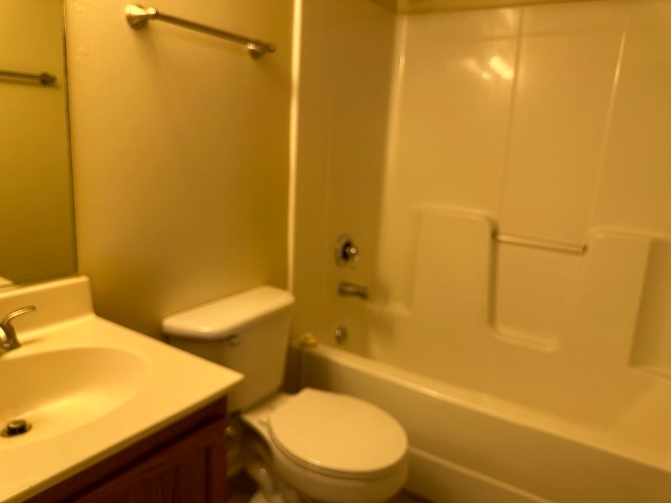 14831 -unit 2 bathroom_02132024