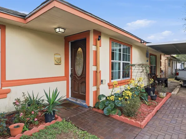 2706 Sweetgum St, Pasadena, TX 77502