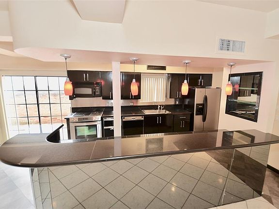 3rd image of 5334 Brownway St #B21
