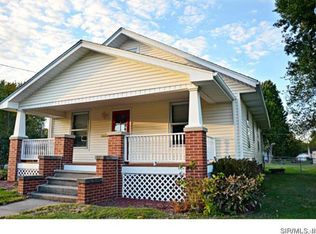 1229 W Saint Louis Ave, Vandalia, IL 62471