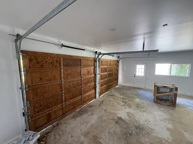 2 Car Garage