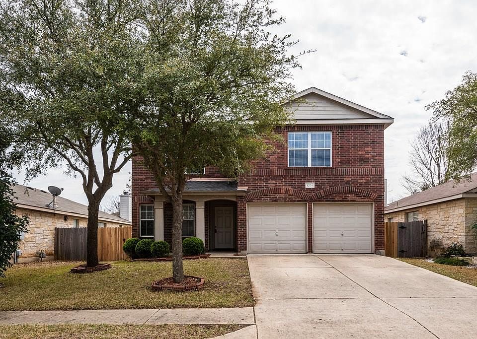1st image of 1204 Heritage Hill Cv