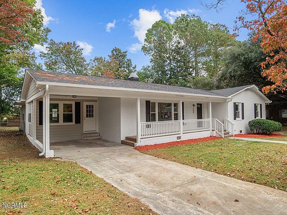 4th image of 301 Kirkland Drive
