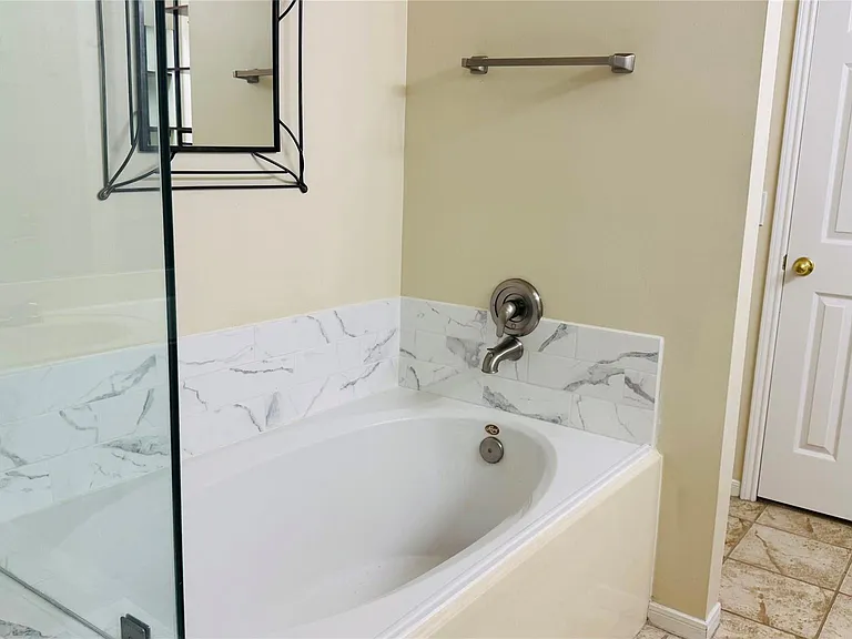 5808 Forest Timbers Dr — Photo 19