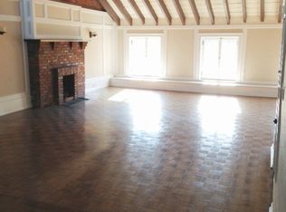 23 Washington Sq N APT 4, New York, NY 10011