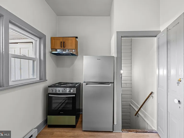 531 Walton St #4 — Photo 5