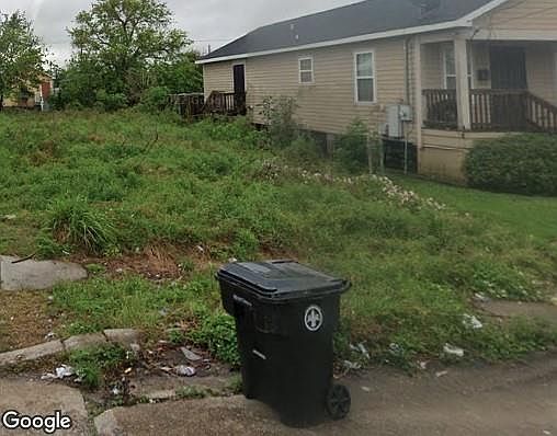 1st image of 2117 Louisa St