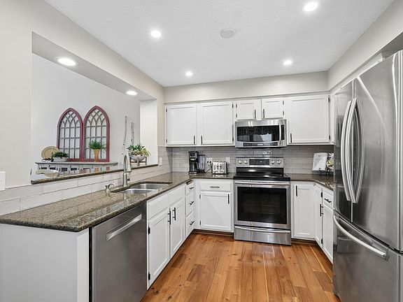 5th image of 16415 Ellerdale Ln