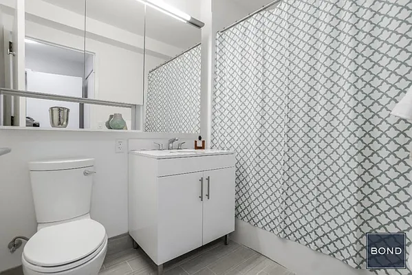 Rented by Bond New York | media 9