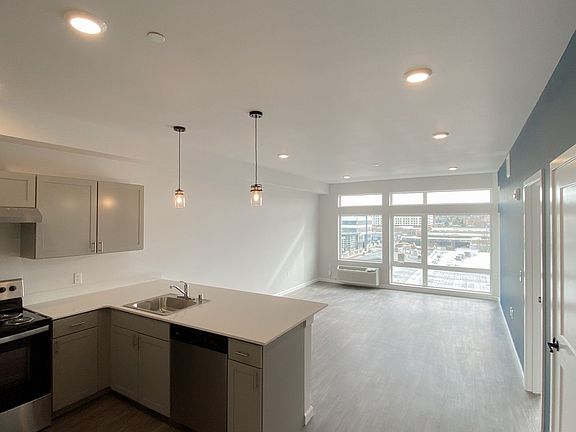 4th image of 510 State Ave NE #510