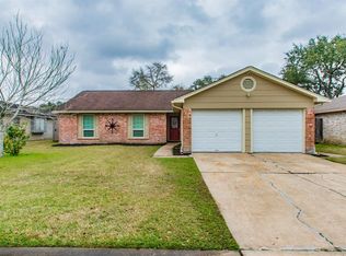 16215 Forest Bend Ave, Friendswood, TX 77546