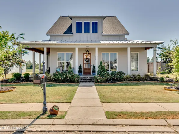 1002 Crepe Myrtle Dr, Brandon, MS 39047