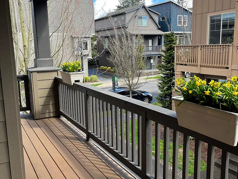 14260 SW Compass Dr — Photo 2
