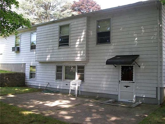 5th image of 37 Frances Dr