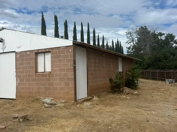 13605 Douglas St, Yucaipa, CA 92399