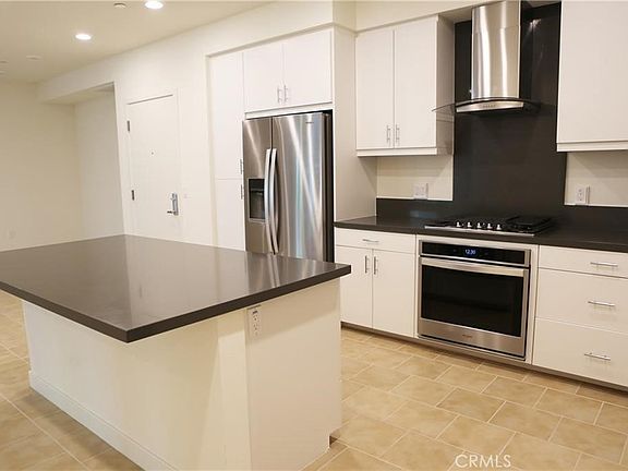 3rd image of 1304 Nolita