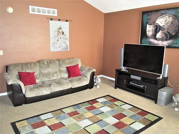 2nd image of 5051 W Colfax Ave