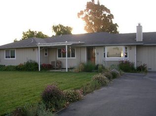 3688 Primrose Ave, Santa Rosa, CA 95407