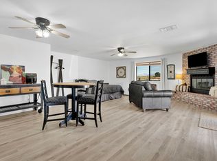 14365 Riverside Dr, Apple Valley, CA 92307