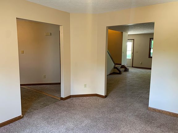 4th image of 213 W Vine St APT 2