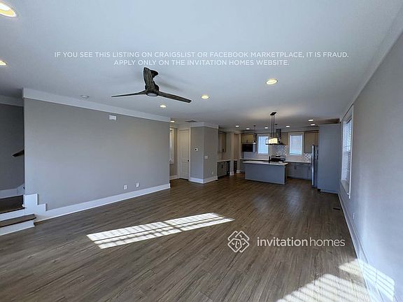 4th image of 647 Vernon Ave #102