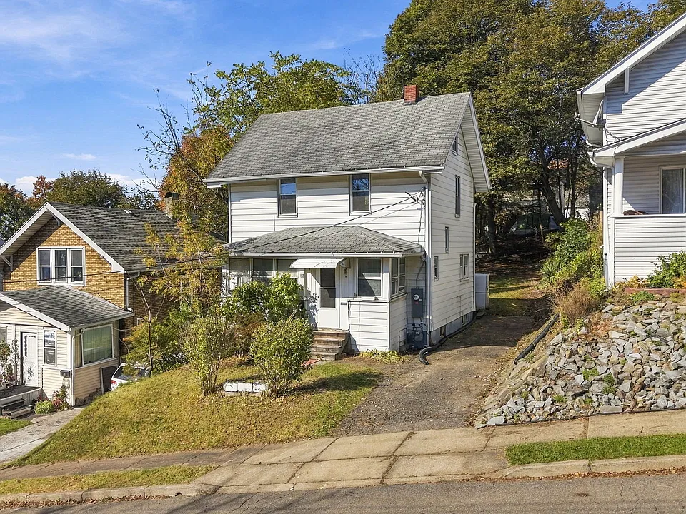 29 Longview Ave