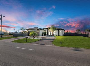 2406 Kismet Pkwy W, Cape Coral, FL 33993