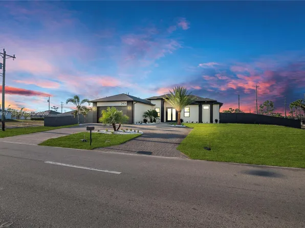 2406 Kismet Pkwy W, Cape Coral, FL 33993