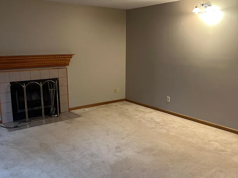 7426 Mapleleaf Blvd — Photo 14
