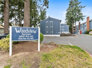 1801 NE 205th St, Seattle, WA 98155