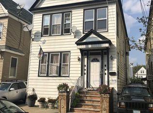 157 W 32nd St #2, Bayonne, NJ 07002