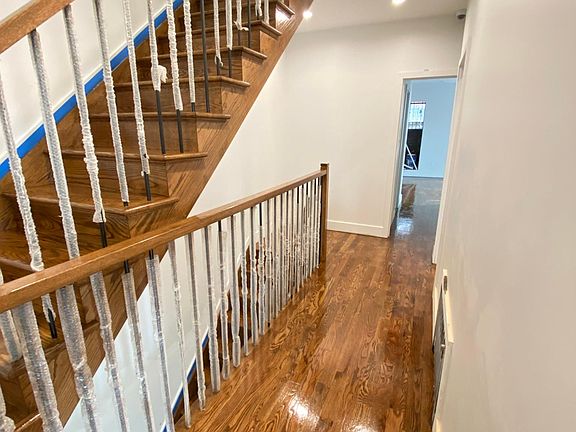 3rd image of 7023 15th Ave Floor 2