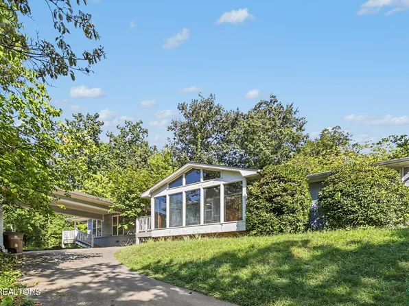 5603 S Briscoe Cir, Knoxville, TN 37912