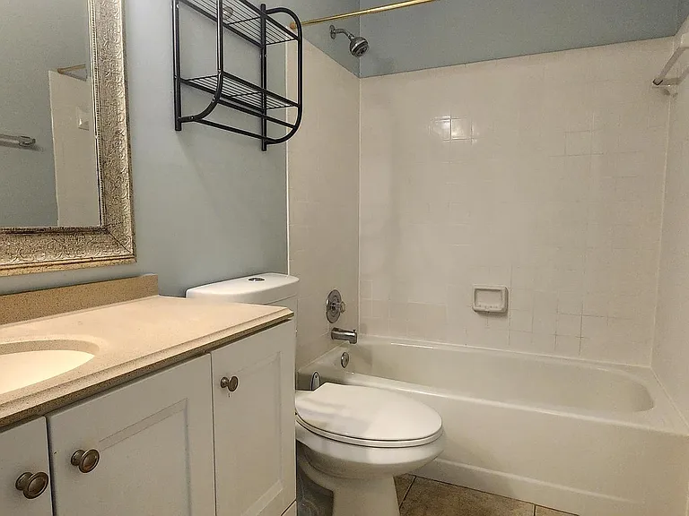 10204 Ashbrooke Ct #C-11 — Photo 11