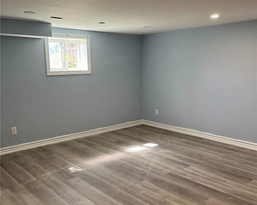 2nd image of 755 Birchmount Rd #Basement
