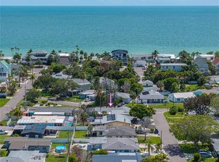16003 2nd St E, Redington Beach, FL 33708