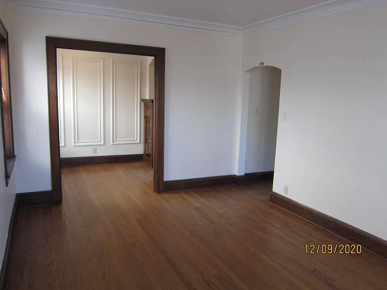 3807 N Oakland Ave #8 — Photo 5