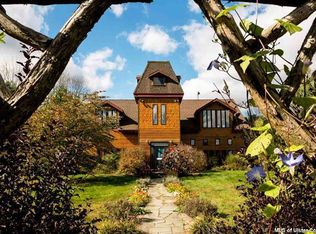 35 Van Wagner Ave, Woodstock, NY 12498