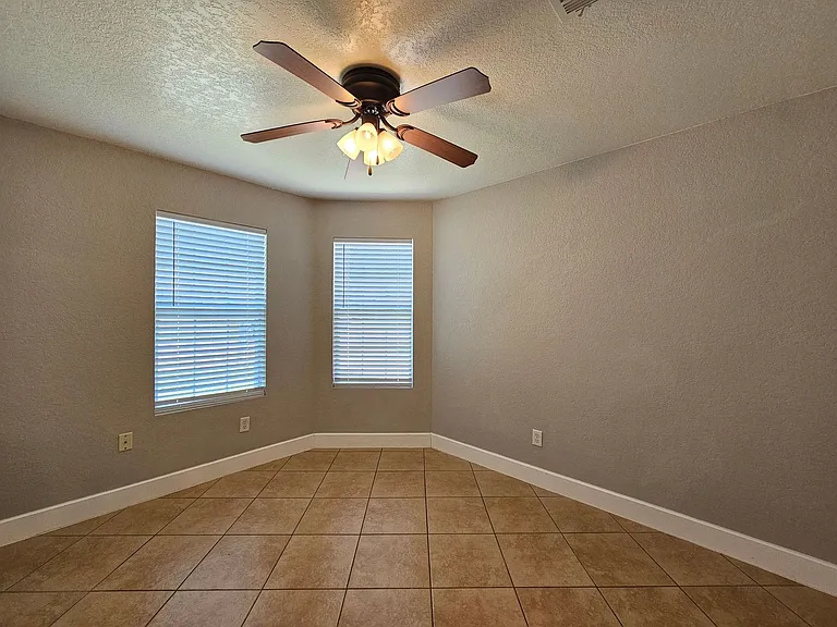 5106 Holster Dr — Photo 13